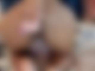 ErikaMoore's Live Sex Cam Show