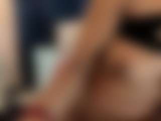 ErikaMoore's Live Sex Cam Show