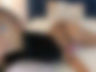 Live cam show with ErikaMoore - Dirty Talk on Camsoda