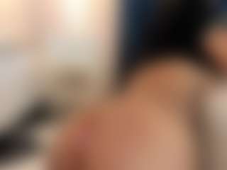 ErikaMoore's Live Sex Cam Show