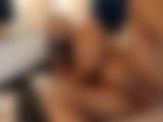 ErikaMoore's Live Sex Cam Show