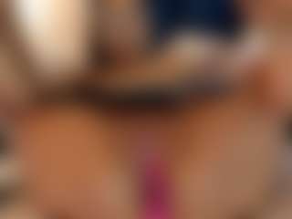 ErikaMoore's Live Sex Cam Show