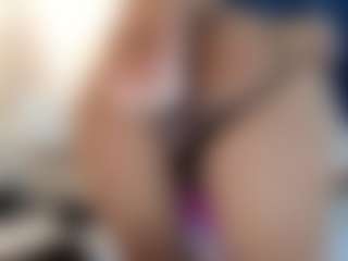 ErikaMoore's Live Sex Cam Show