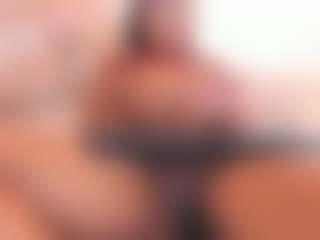 ErikaMoore's Live Sex Cam Show