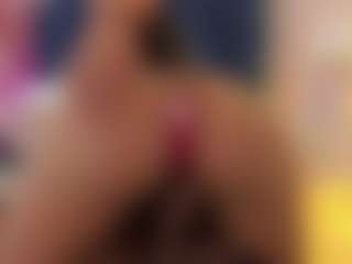 ErikaMoore's Live Sex Cam Show