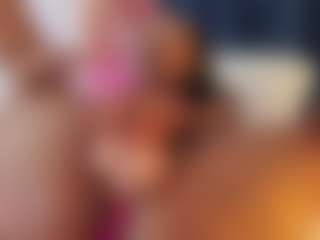 ErikaMoore's Live Sex Cam Show