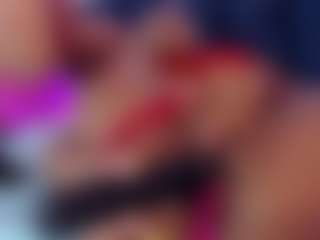 Live-Cam-Show mit ErikaMoore - Striptease Teen (18+) auf Camsoda