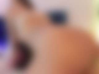 Live cam show with ErikaMoore - Black Big Ass on iamadamtest123.com