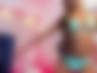 Live cam show with ErikaMoore - Teen (18+) on intimatelivegirls.com
