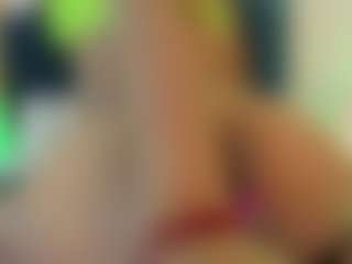 ErikaMoore's Live Sex Cam Show