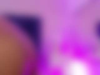 Live cam show with ErikaMoore - Sexwebcam Black on Uber Horny
