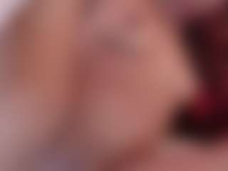 ErikaMoore's Live Sex Cam Show