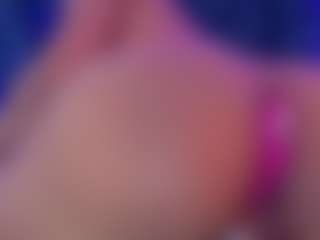Show live cam dengan ErikaMoore - Spy Petite di Camsoda