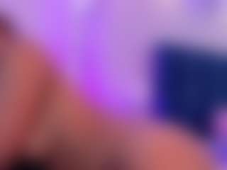 ErikaMoore's Live Sex Cam Show