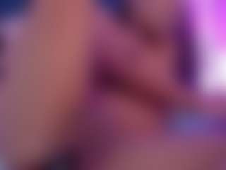 ErikaMoore's Live Sex Cam Show