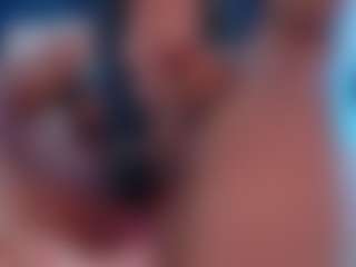 ErikaMoore's Live Sex Cam Show