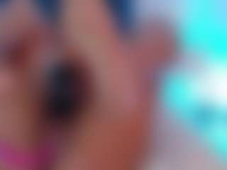 Live cam show with ErikaMoore - Black Young Adult on Hubzter Live