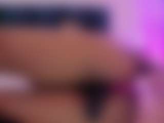 ErikaMoore's Live Sex Cam Show