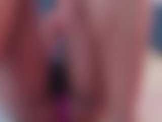 ErikaMoore's Live Sex Cam Show