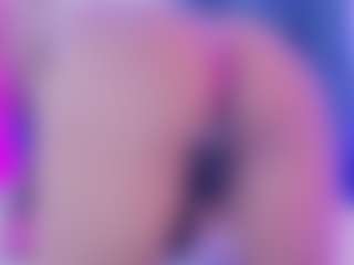 ErikaMoore's Live Sex Cam Show