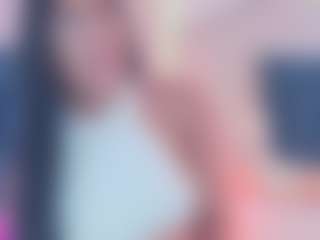 Live cam show with ErikaMoore - Nipple Play on AdultVida.com