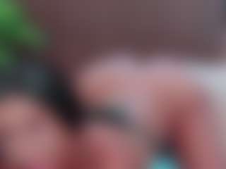 Live cam show with ErikaMoore - Spank on milfzrlive.com
