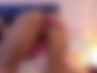 Live cam show with ErikaMoore - HD on studioflirtlive.com