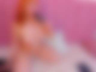 Live cam show with GigyDeluxe - Camel Toe on Uber Horny