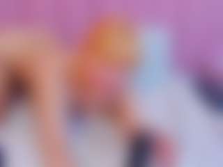 Live cam show with GigyDeluxe - Ass Clapping on SinfulBabes