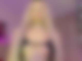 Live cam show with Icerebel - Smoking on Livezox