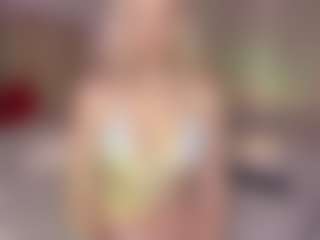 Live cam show with Icerebel - Striptease on Camsoda