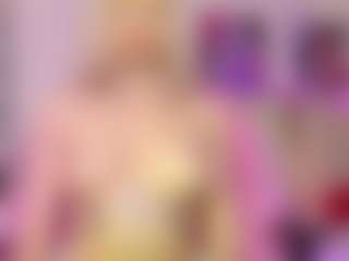 Live cam show with Icerebel - Blonde Hair on Camsoda