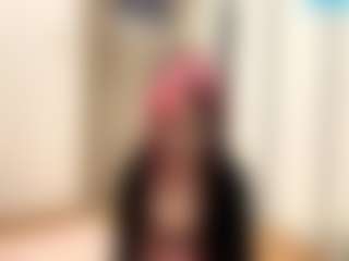 Live cam show with JacqualinePolowy - Facial Piercings on Uber Horny