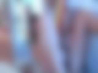 jesica-moonn MILF webcam performer live streaming