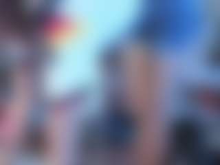 jesica-moonn MILF webcam performer live streaming