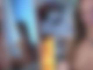 jesica-moonn MILF webcam performer live streaming