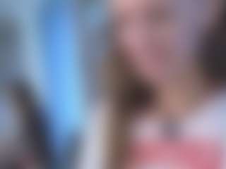 jesica-moonn MILF webcam performer live streaming