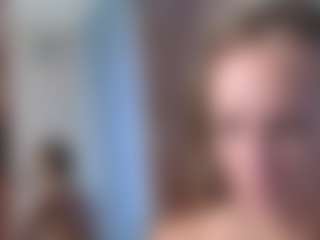 Live cam show with jesica-moonn - Skinny MILF on TeamSkeetLive