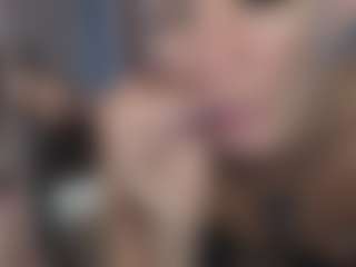 Live cam show with jesica-moonn - Athletic Strip on liverealitysex.com