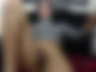 Lia-Vip's Live Sex Cam Show