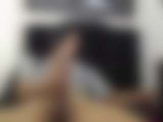 Live cam show with Lia-Vip - Colombia on Camsoda