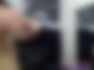 Lia-Vip's Live Sex Cam Show