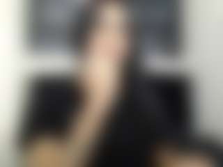 Live cam show with Lia-Vip - Colombia on Stripli.com