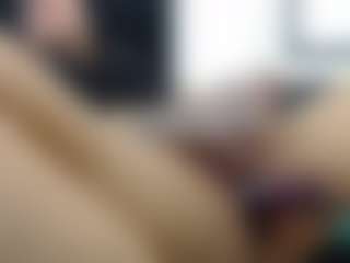 Live cam show with Lia-Vip - Average on nudelive.tv