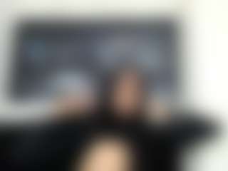 Live cam show with Lia-Vip - Teen (18+) on luckytryst.com