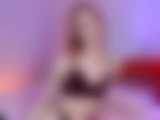 Live cam show with KiranaHayes - Red Hair on Camsoda