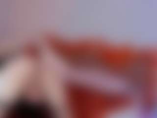 Live cam show with KiranaHayes - Tease on SinfulBabes