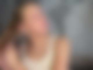 Chanelle's Live Sex Cam Show