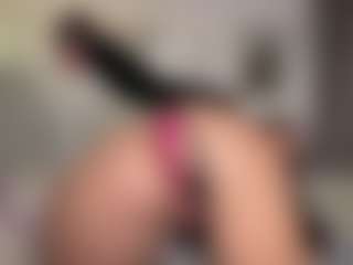 Live cam show with Ashley - Brown Hair on Camsoda