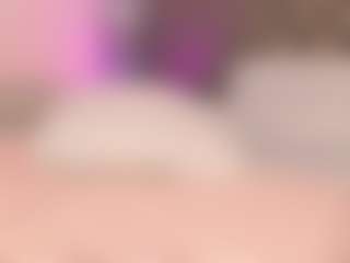 Live cam show with Sunny - Camel Toe on wildcum.com